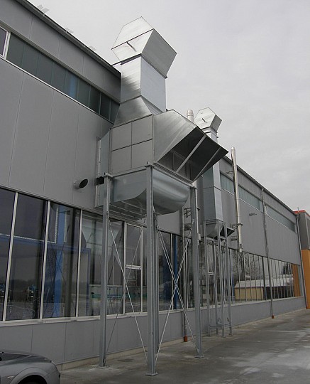 Kreuzstromw&auml;rmetauscher &lpar;eingebaut&rpar;