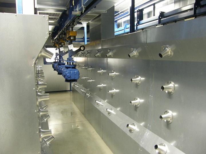 Bauteildurchfahrt K&auml;lte-D&uuml;sentrockner